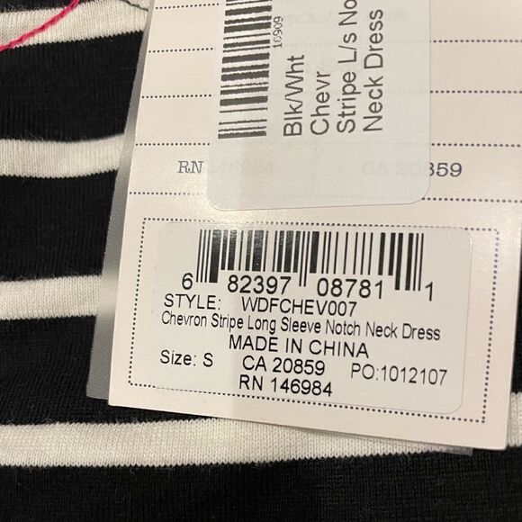 NWT Hatley Chevron Stripe Long Sleeve Notch Neck Dress Sz. S - Picture 3 of 3